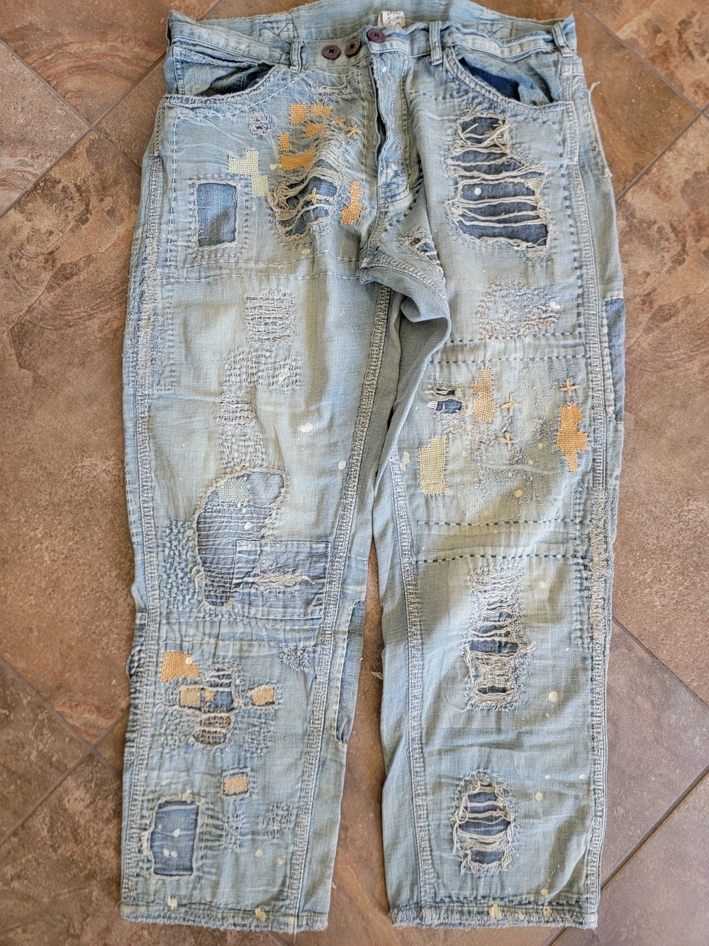 Magnolia Pearl Porter Denim - Picture 4 of 5